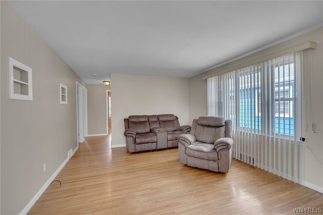 178 Oakridge Avenue, Tonawanda, NY 14217