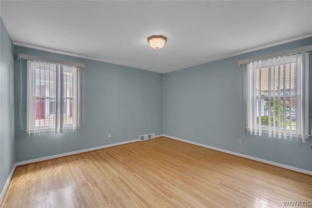 178 Oakridge Avenue, Tonawanda, NY 14217