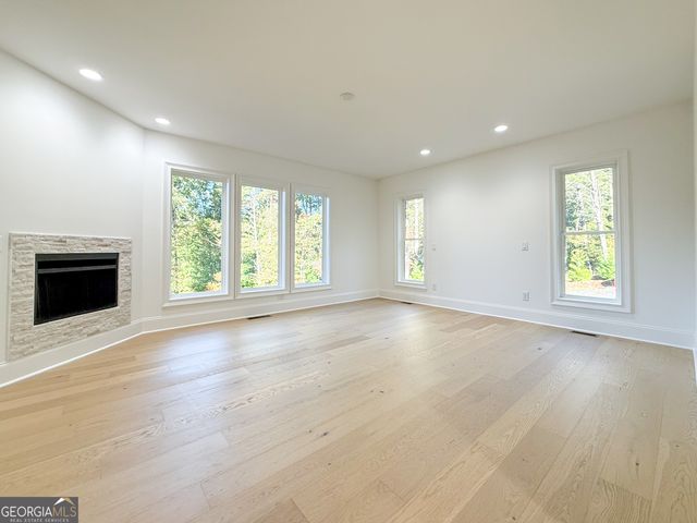 2125 Goat Neck Road, Cleveland, GA 30528