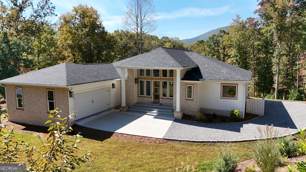 2125 Goat Neck Road, Cleveland, GA 30528