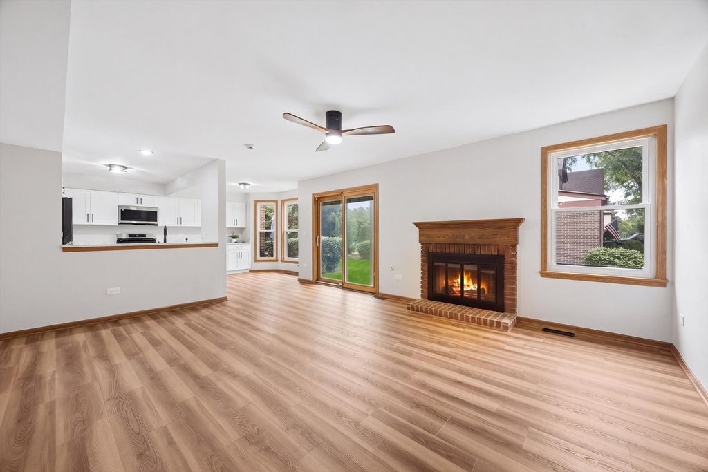 11132 Eaton Court, Westchester, IL 60154 — photo 3