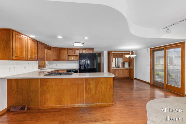 5330 Woodside Drive, Croton Twp, MI 49337