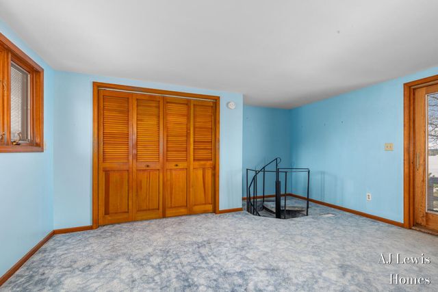 5330 Woodside Drive, Croton Twp, MI 49337