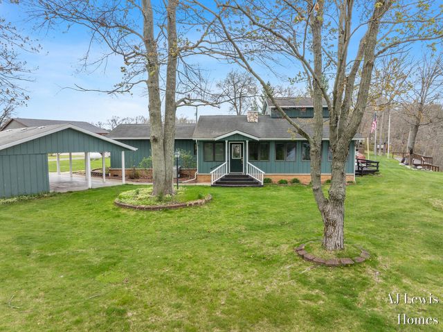 5330 Woodside Drive, Croton Twp, MI 49337