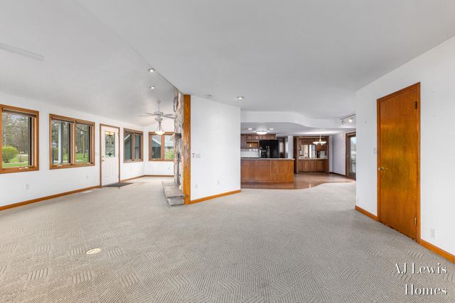 5330 Woodside Drive, Croton Twp, MI 49337