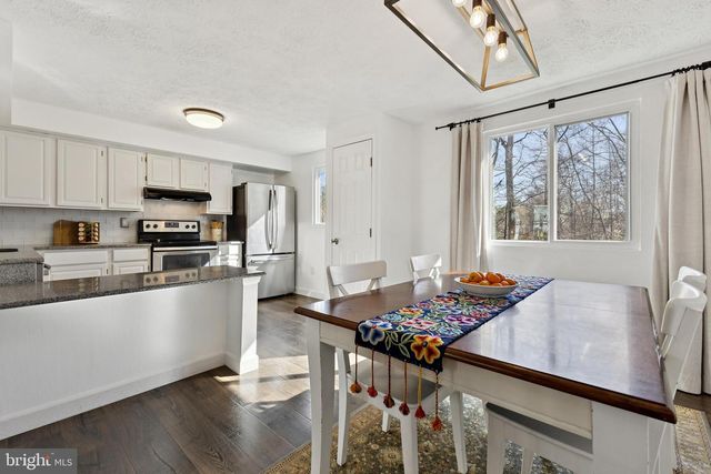 5851 ROCK FOREST CT, Centreville, VA 20121