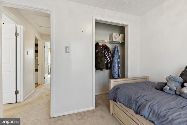 5851 ROCK FOREST CT, Centreville, VA 20121