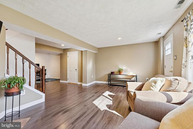 5851 ROCK FOREST CT, Centreville, VA 20121