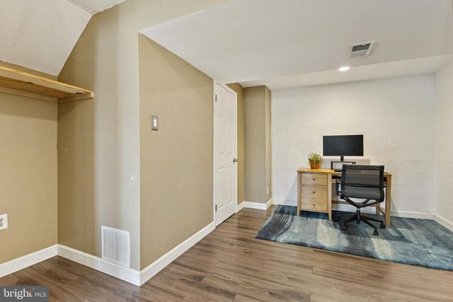 5851 ROCK FOREST CT, Centreville, VA 20121