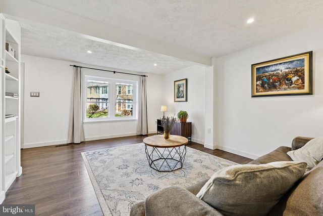 5851 ROCK FOREST CT, Centreville, VA 20121