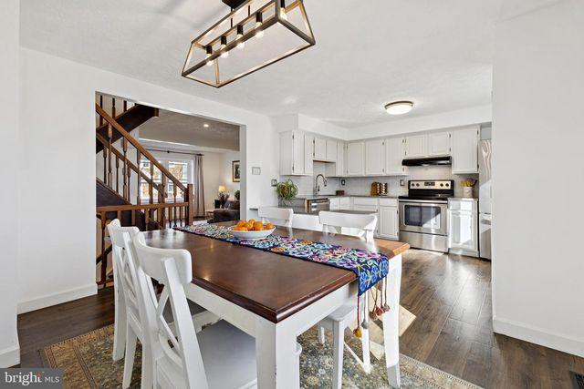 5851 ROCK FOREST CT, Centreville, VA 20121