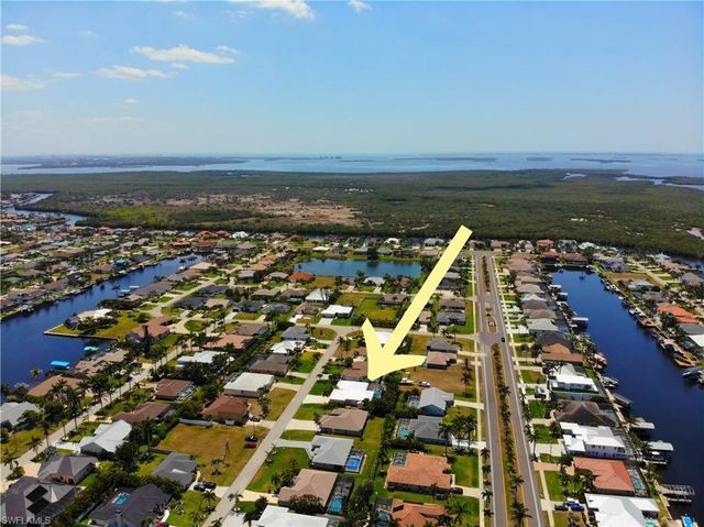 5302 SW 27th PL, Cape Coral, FL 33914