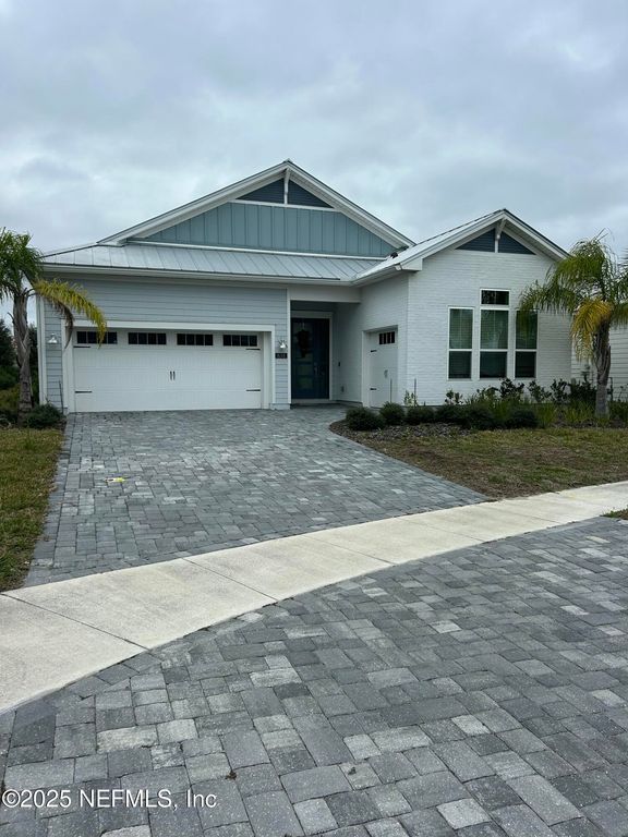 638 CARIBBEAN Place, St. Johns, FL 32259