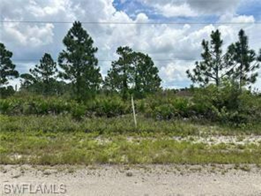 640 Montclair AVE S, LEHIGH ACRES, FL 33974 — exterior