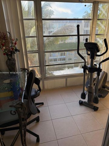 2900 N Pine Island Rd 209, Sunrise, FL 33322