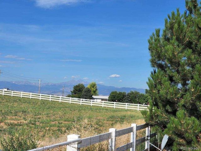 5106 Lebsack Ln, Loveland, CO 80537