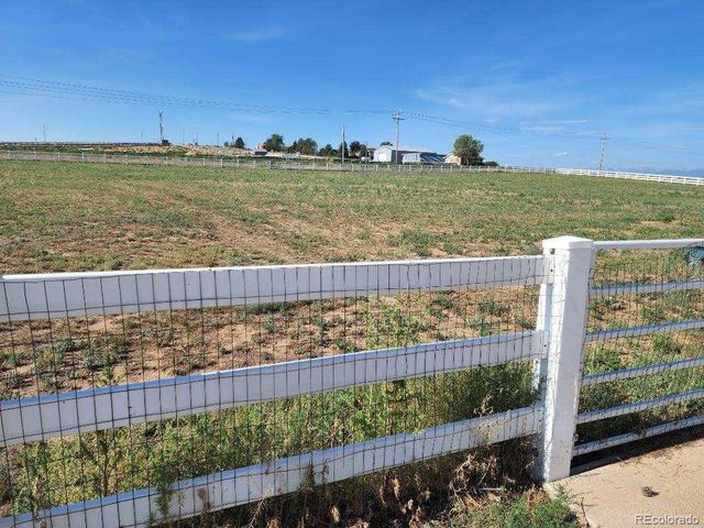5106 Lebsack Ln, Loveland, CO 80537
