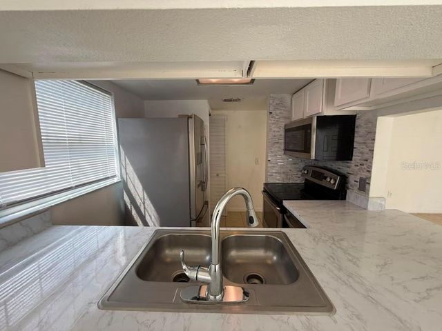 833 CARIBBEAN DRIVE A, Davenport, FL 33897