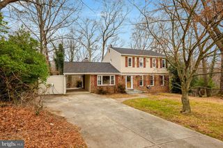 2230 CARMICHAEL DR, Vienna, VA 22181
