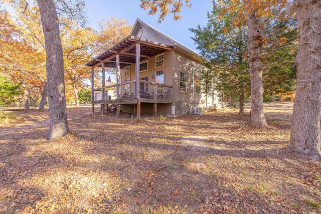1245 PR 3063, Lexington, TX 78947