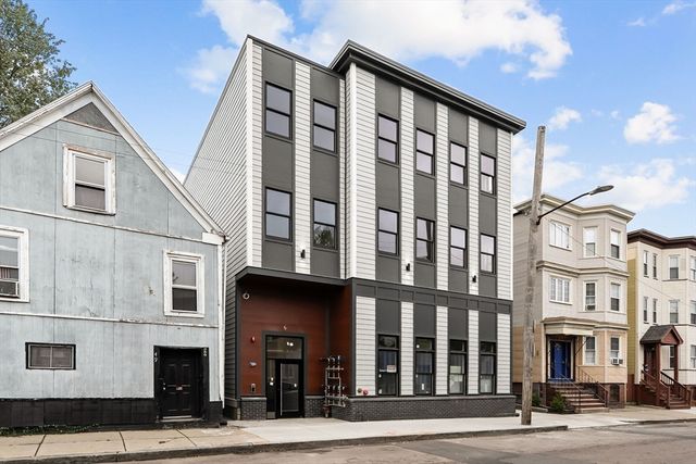 47 Condor PH301, Boston, MA 02128