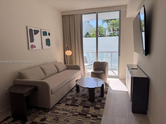 1611 SW 2nd Av 306, Miami, FL 33129