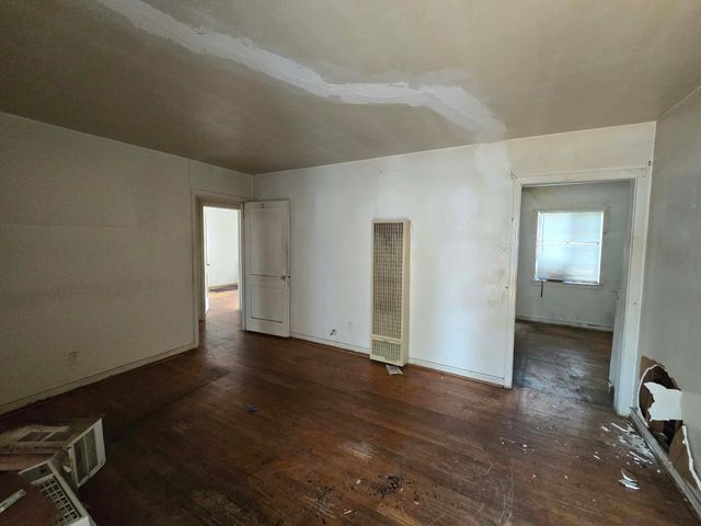 2710 Exeter Avenue, Dallas, TX 75216