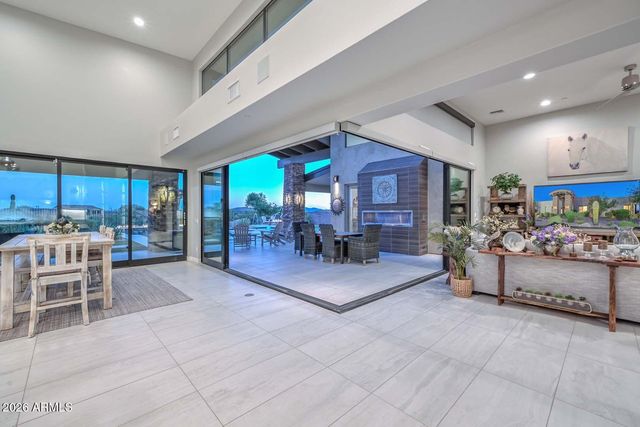 12089 W Palo Brea Lane, Peoria, AZ 85383