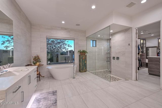 12089 W Palo Brea Lane, Peoria, AZ 85383