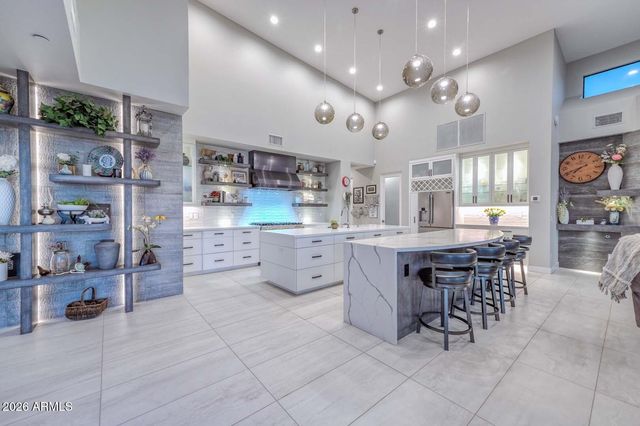 12089 W Palo Brea Lane, Peoria, AZ 85383