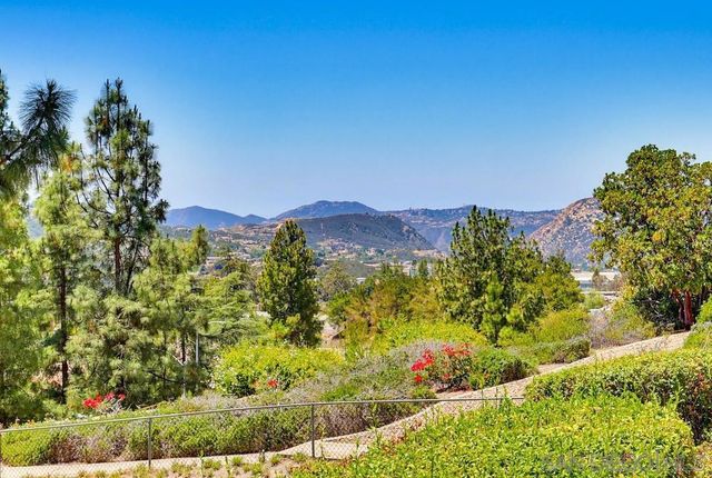 2501 Columbine Drive, Alpine, CA 91901