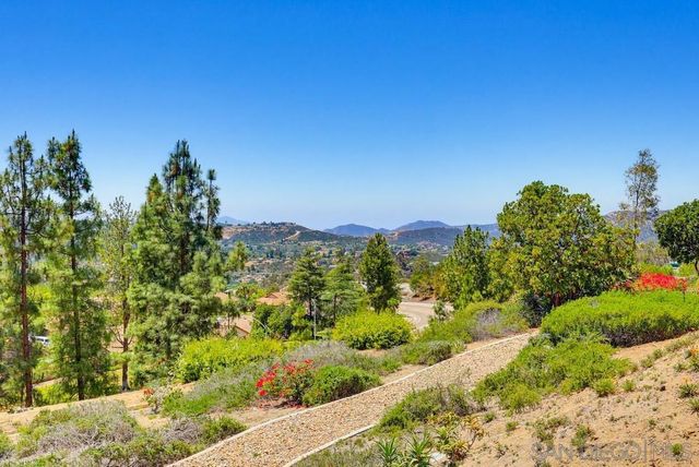2501 Columbine Drive, Alpine, CA 91901