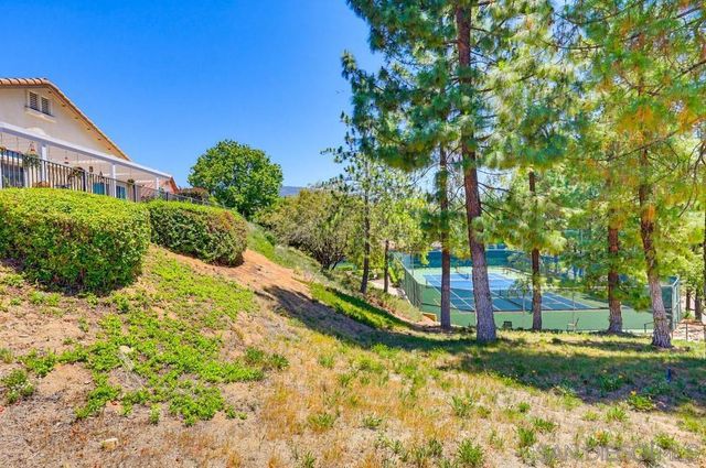 2501 Columbine Drive, Alpine, CA 91901