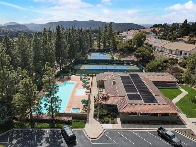 2501 Columbine Drive, Alpine, CA 91901