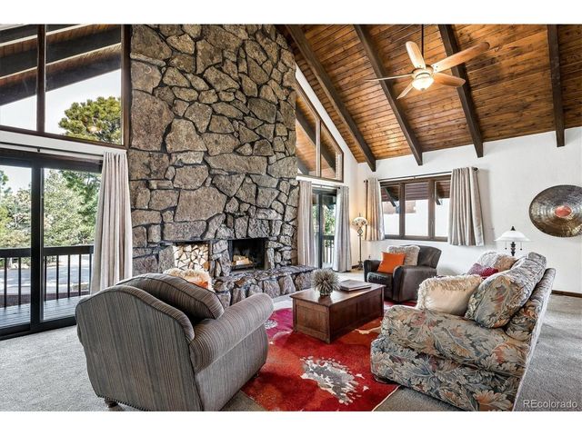 8488 Lakeview Dr, Parker, CO 80134