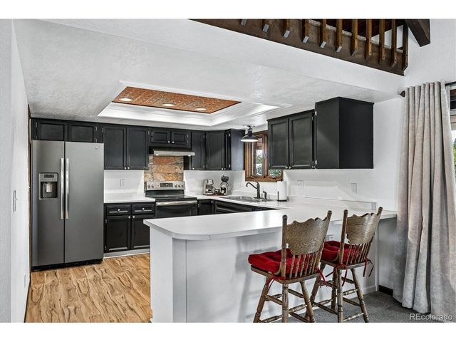 8488 Lakeview Dr, Parker, CO 80134
