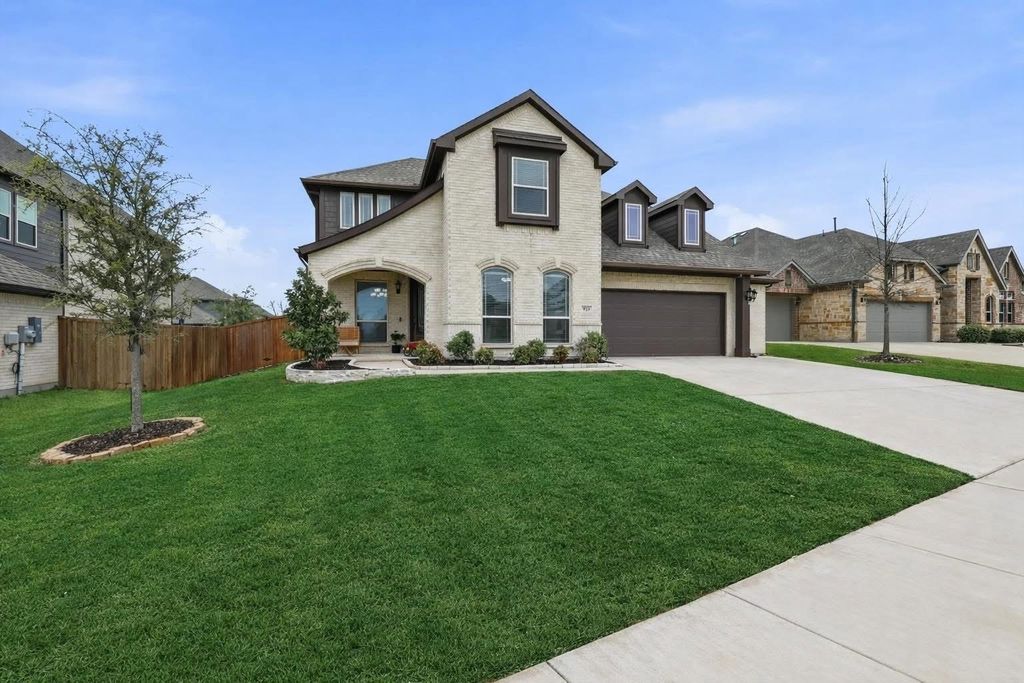 924 Timber Ridge Drive, Justin, TX 76247