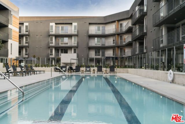 3425 W OLIVE Avenue 304, Burbank, CA 91505