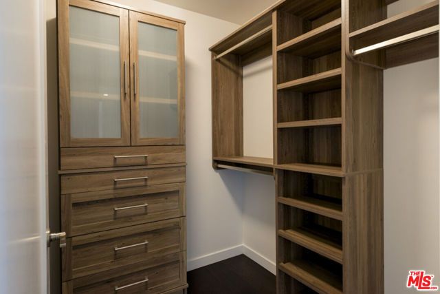 3425 W OLIVE Avenue 304, Burbank, CA 91505