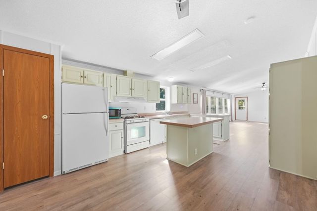 22449 County Road 75 NW, Big Lake, MN 55309