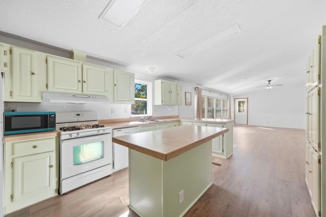 22449 County Road 75 NW, Big Lake, MN 55309