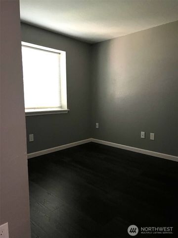 1124 Pinedrop Loop SE, Olympia, WA 98513