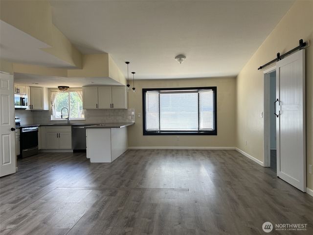 1124 Pinedrop Loop SE, Olympia, WA 98513