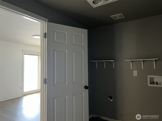 1124 Pinedrop Loop SE, Olympia, WA 98513