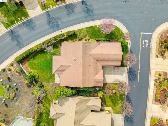 1360 McPrince Ln, Brentwood, CA 94513