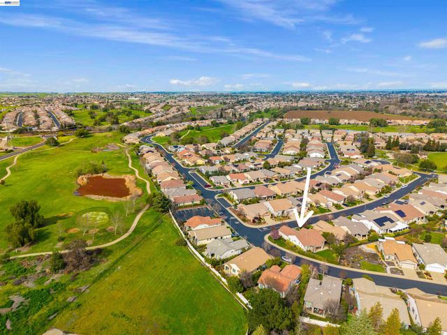 1360 McPrince Ln, Brentwood, CA 94513