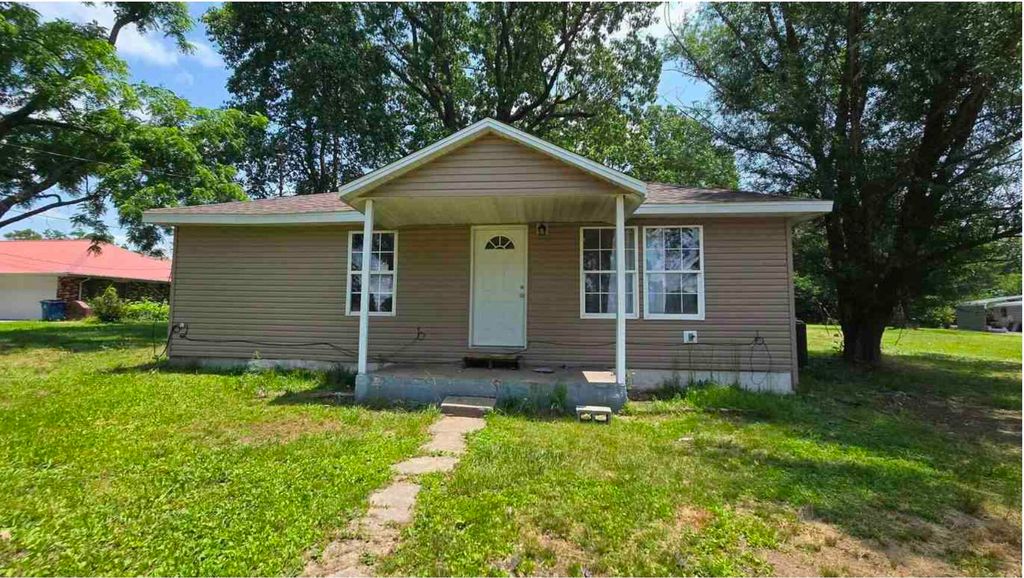 19508 State Highway 112, Cassville, MO 65625