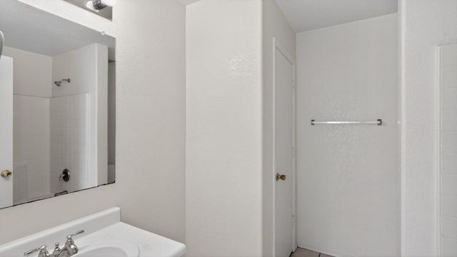 7395 W San Miguel Avenue, Glendale, AZ 85303