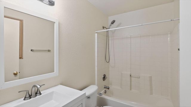 7395 W San Miguel Avenue, Glendale, AZ 85303