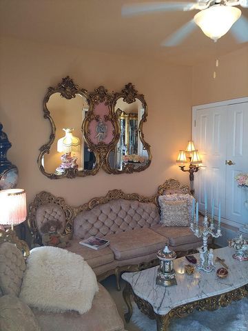 8615 SAN JUAN Lane 7-B, El Paso, TX 79907
